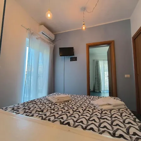 Santa Lucia Al Mare Holiday home *