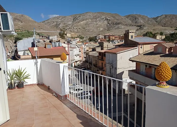 Santa Lucia Al Mare *